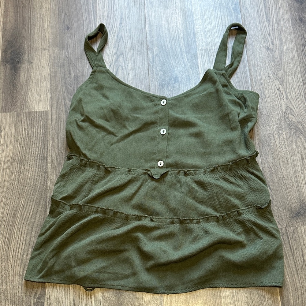 Olive Green Sleeveless  Button-Up Top